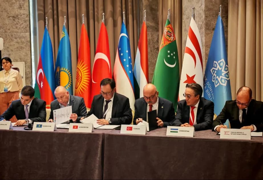TWIU Members Sign a Joint Proclamation